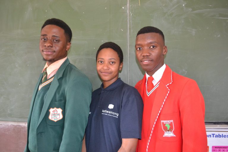 Kutlwanong Top maths and science matrics choose Wits and Tuks to pursue studies