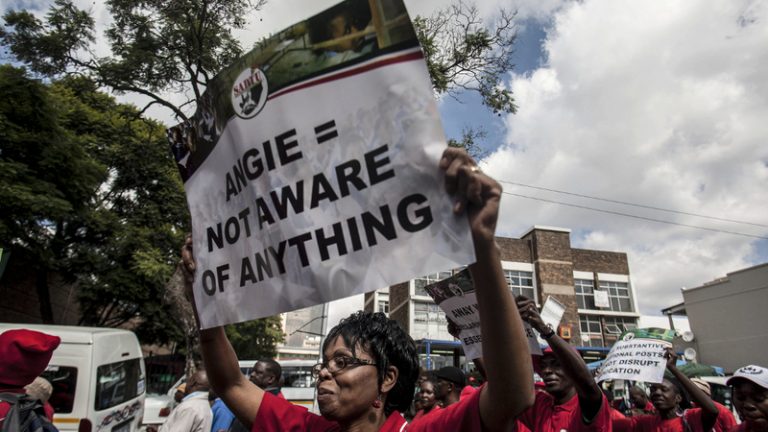 Late payday highlights plight of grade R teachers