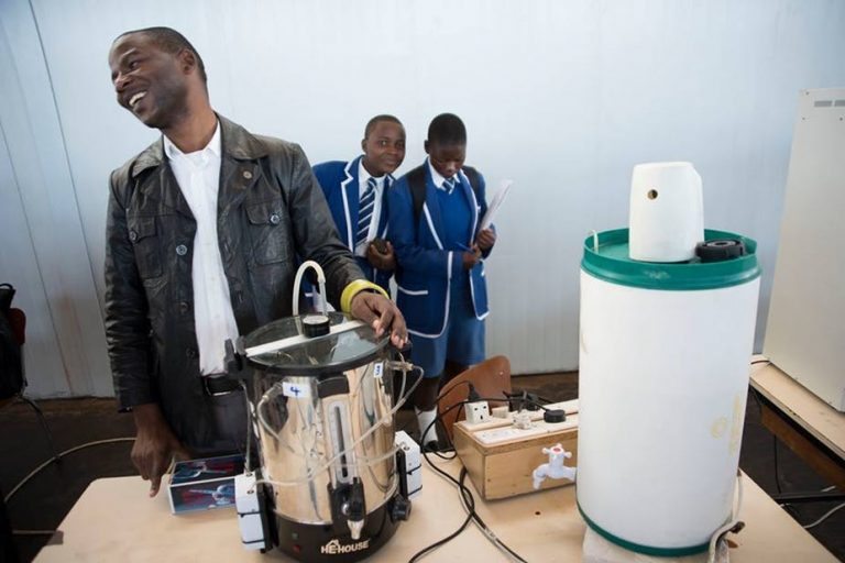 Students to build their own science labs
