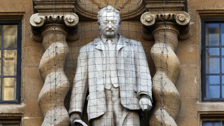 Oxford College Recommends Removal Of Cecil Rhodes Statue
