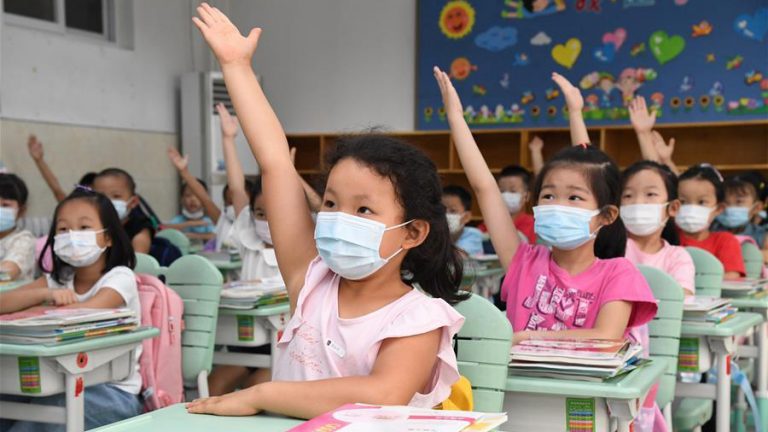 590,000 Students Return To Elementary, Middle Schools In Beijing