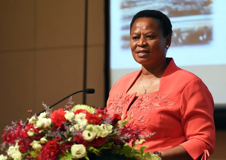 Thumbs Up for Northern Cape Education – Deputy Minister Dr Reginah Mhaule