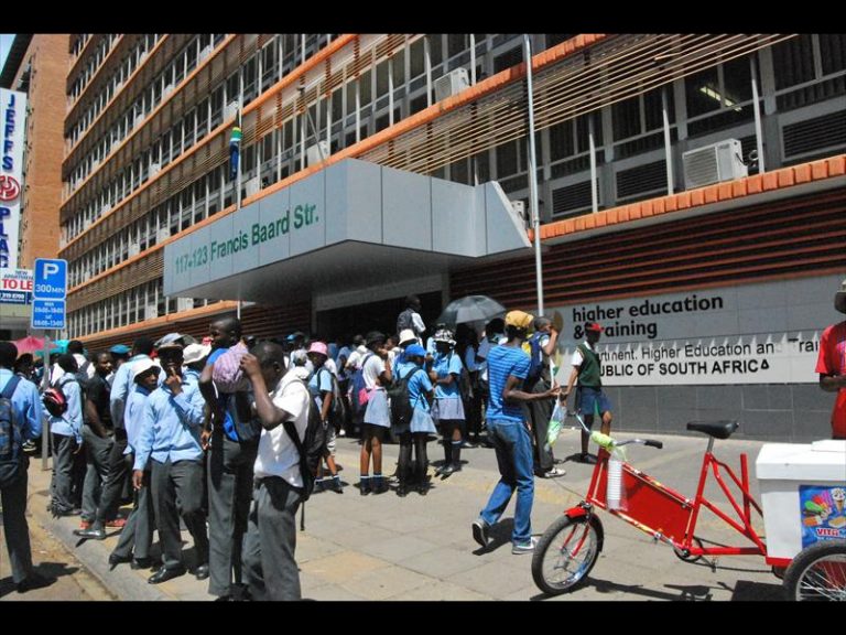 COSAS, Sadtu Heads To Court To Block Basic Education From Forcing All Learners To Rewrite Leaked Exams