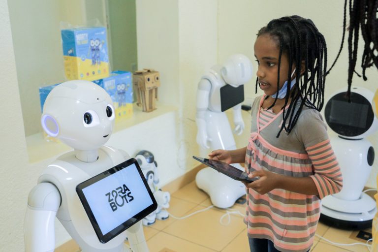 Experts: Use of Robots in Rwanda’s Schools Can Inspire Innovative Solutions