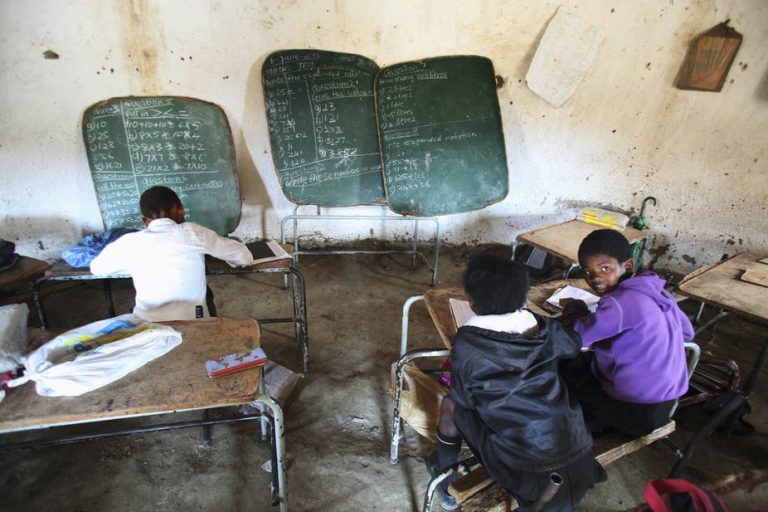 DBE budget cuts increase inequalities between poor and privileged schools