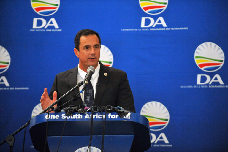 DA to approach High Court to order schools to open fully – Steenhuisen