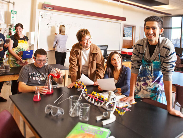 What are classroom management tips for substitute teachers?