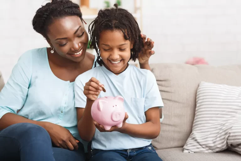 <strong>Kids and money: five ways to start the conversation</strong>