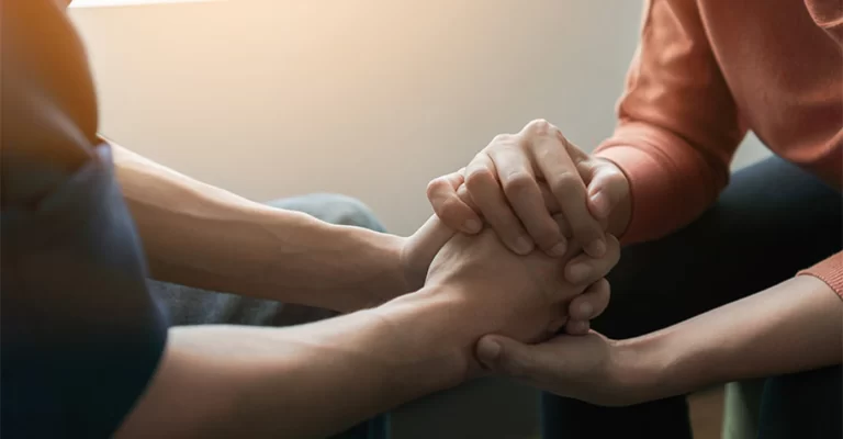 Study Finds Teen Suicides Declined With Online Learning
