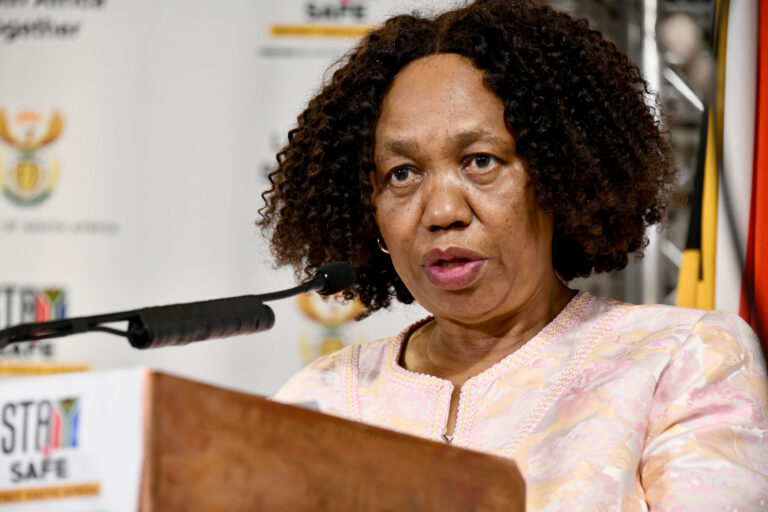 Minister Motshekga and DG share South African experience at Education World Forum