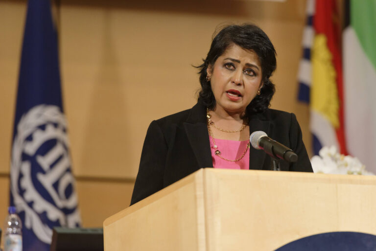 Time to break the mould says former Mauritius President