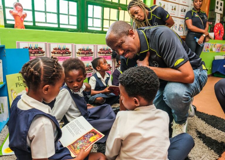 Almost 300,000 placement offers for Gauteng Grade 1 and 8 learners