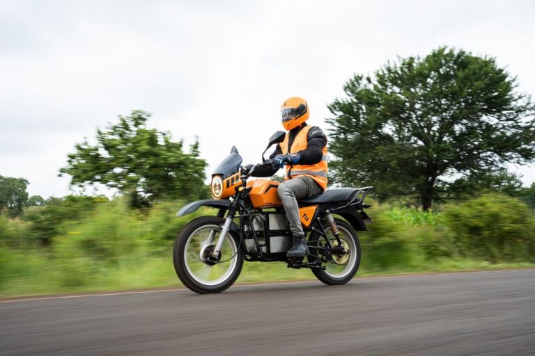 Stellenbosch University collaborates with Roam on first electric motorcycle in Africa