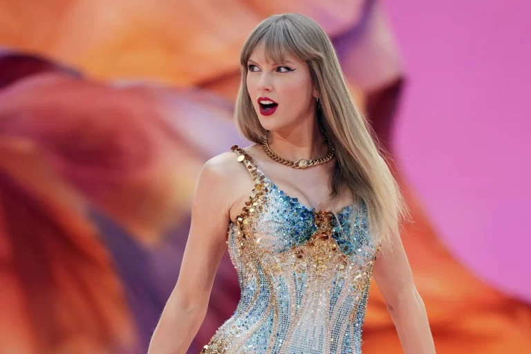 Should Taylor Swift be taught alongside Shakespeare? A professor of literature says yes