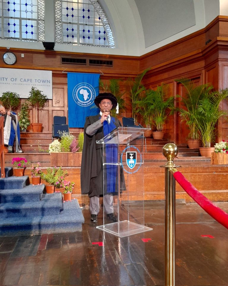 UCT bids farewell to Registrar after 27 years of service