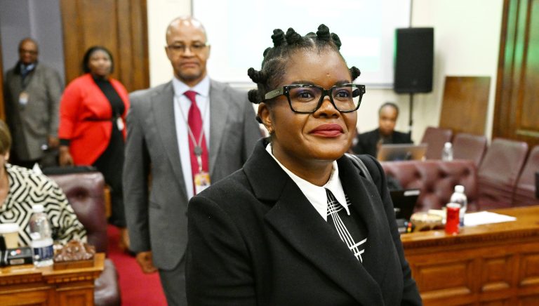 Minister defends SETA appointments