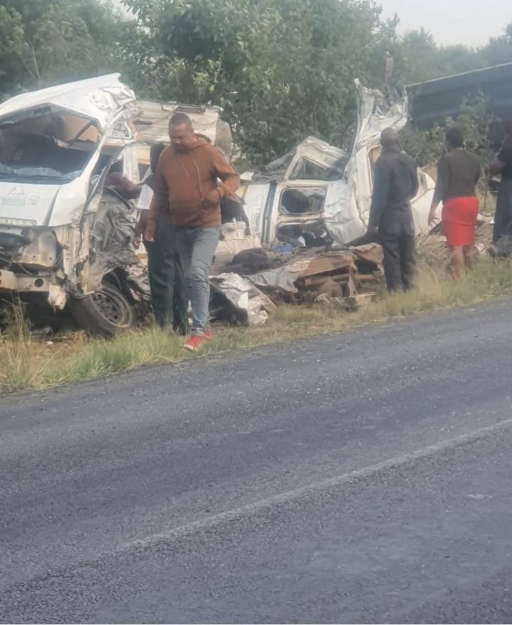 Eleven school children killed in Vanderbijlpark crash.