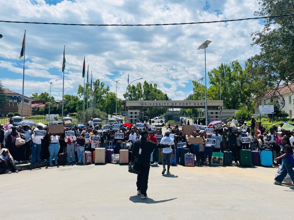 Students have been demonstrating against the university's administration, demanding answers about accommodation, allowances, and registration problems