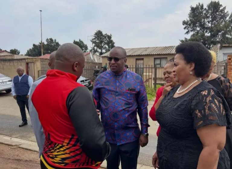 Weekend round up | Roedean principal quits after antisemitism claims, Joburg ramps up youth role, GDE appoints law firm to probe death of Grade R pupil