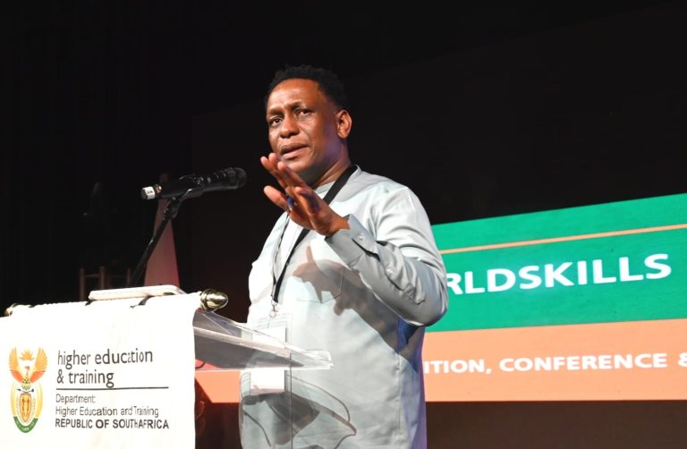 Government warns of skills gap threat